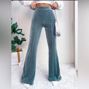 Women’s blue Velvet styled High Waist Pants size Large 8/10
